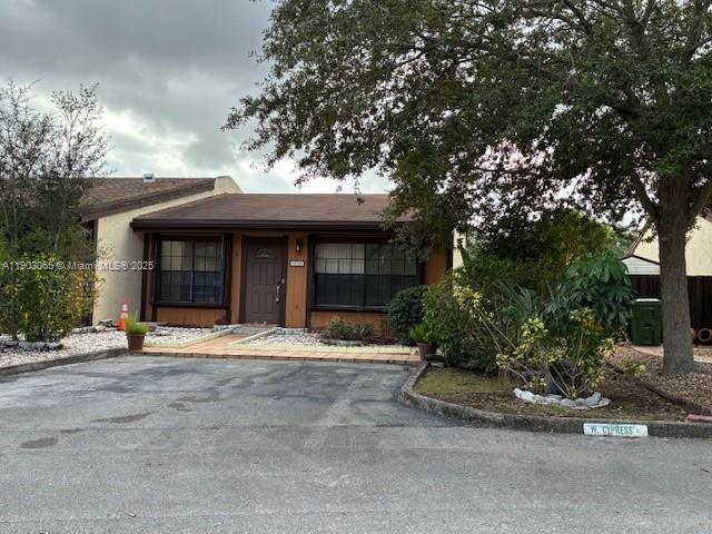 EVERGLADES SUGAR & LAND C - Residential Lease