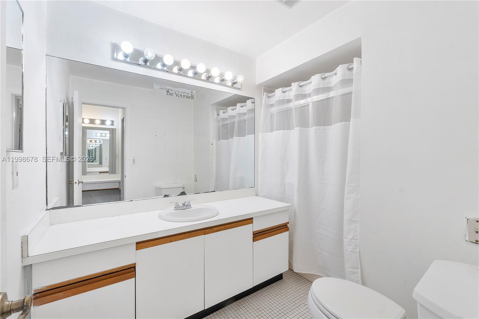 TOWNHOUSES AT JACARANDA C - Residential