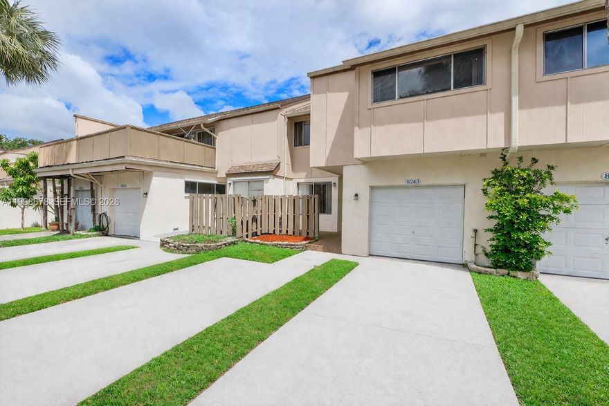 Rare opportunity to own a true 4BR/2.5BA waterfront townhome in Townhomes at Jacaranda. Located in a community undergoing renovation and transformation, New roof installed in (2023)  Home offers outstanding long-term potential for savvy investors or buyers seeking future upside. Features include wood and tile floors, newer stainless steel appliances, full-size washer and dryer, first-floor half bath, spacious primary suite with walk-in closet and en-suite bath, plus a waterfront backyard near the pool and playground. Prime location community is within walking distance to many activities. Pets allowed. Priced to sell and easy to show. Quick close ready. One of the BEST VALUES in all of Broward! Cash buyers are preferrered.