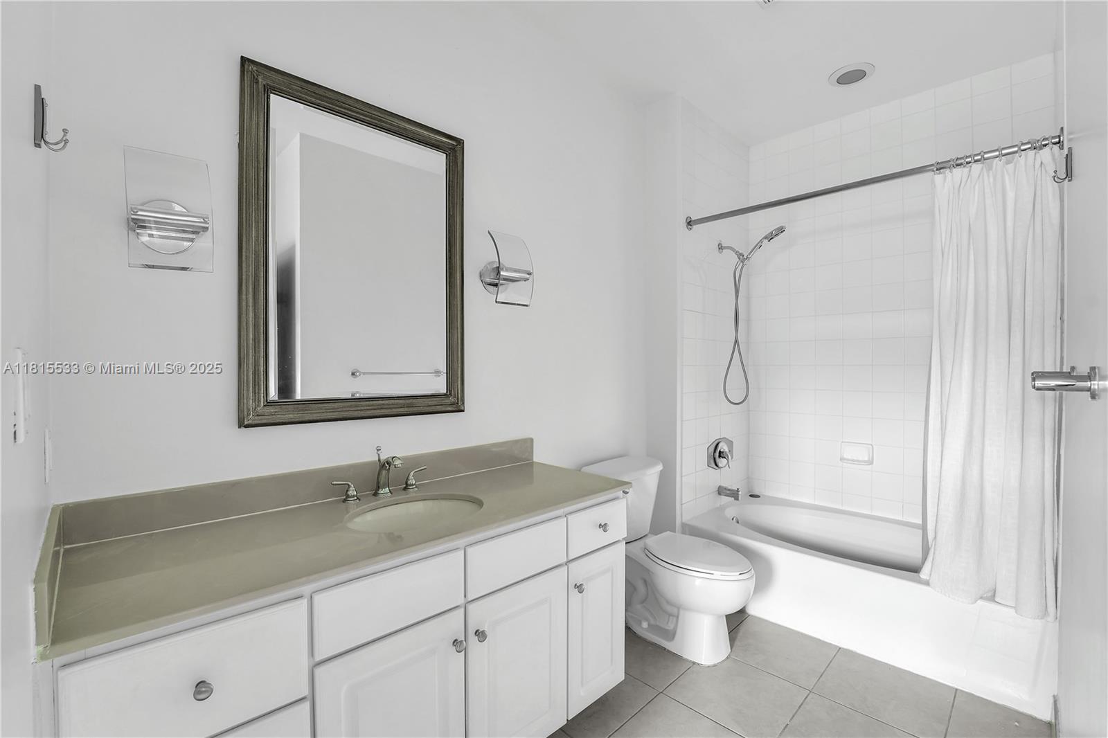 CITE CONDO - Residential