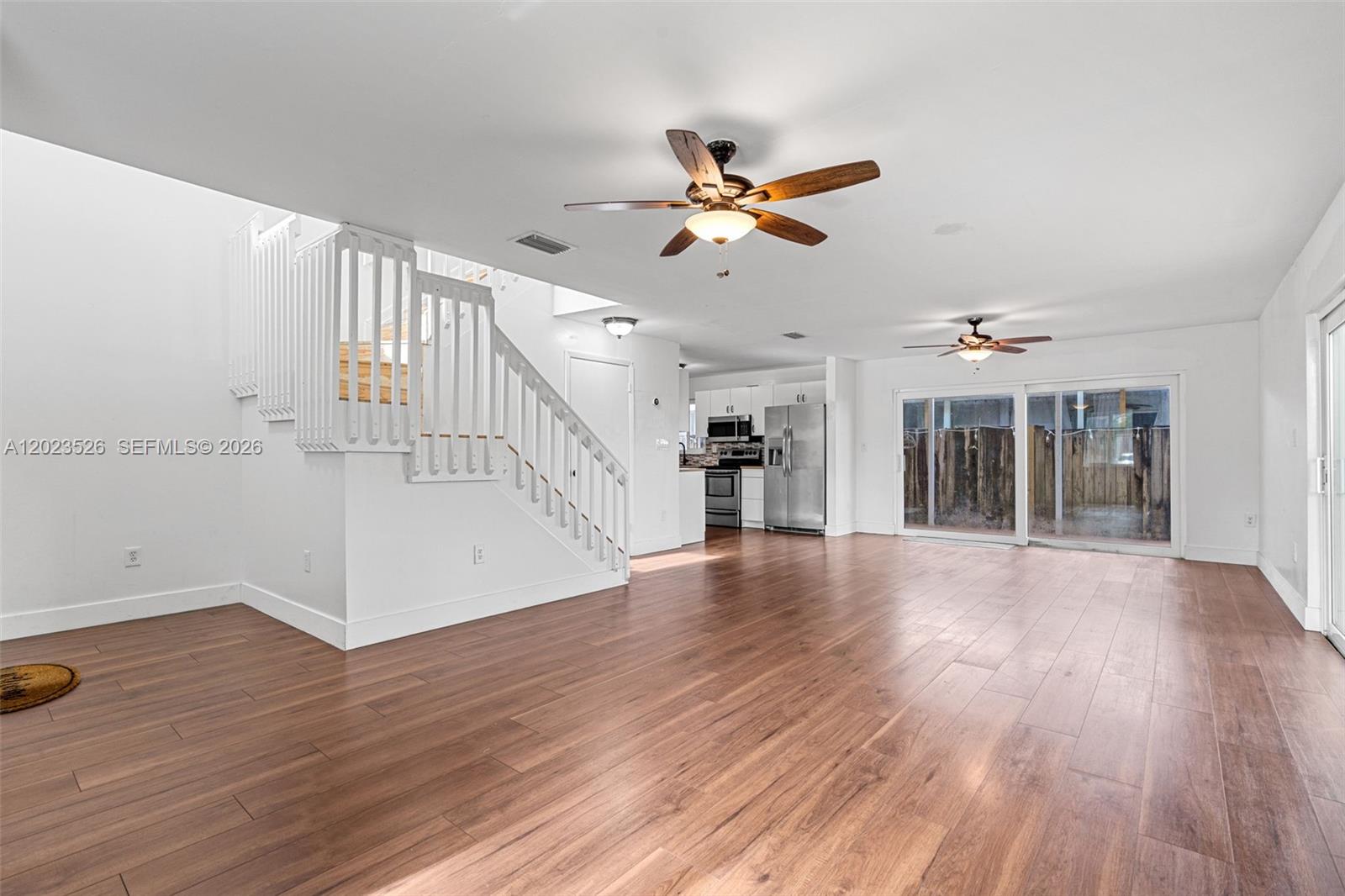 LAKES BY THE BAY SEC 5 - Residential