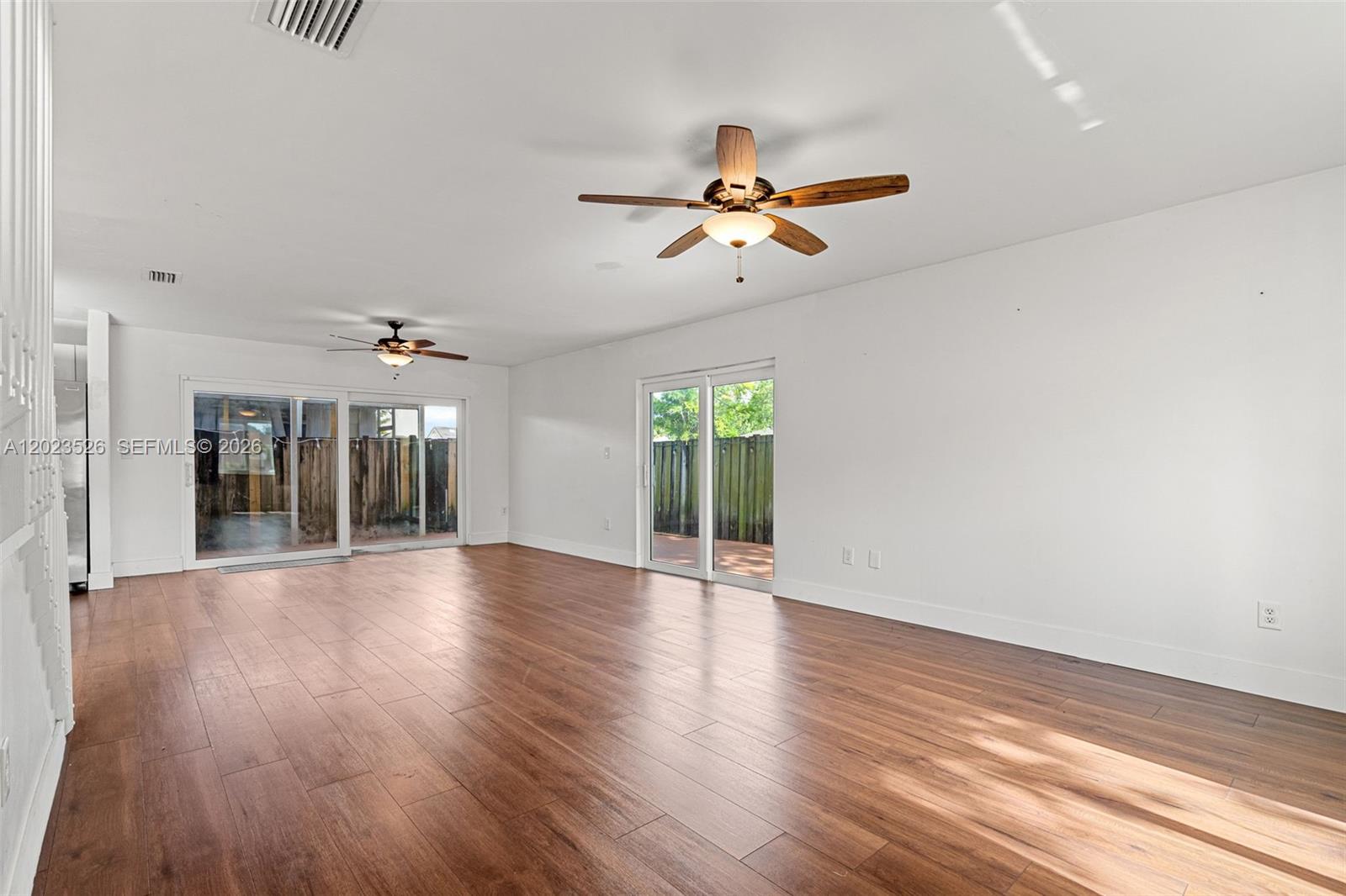 LAKES BY THE BAY SEC 5 - Residential