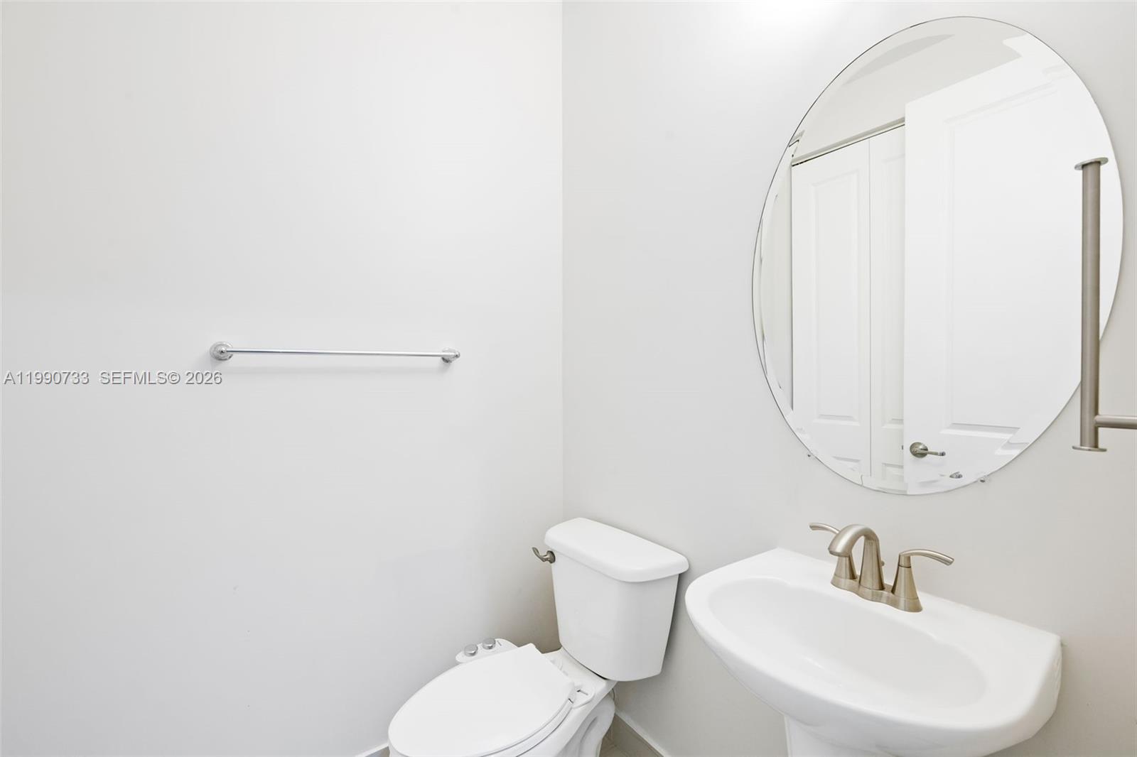 PEMBROKE LAKES SOUTH - Residential