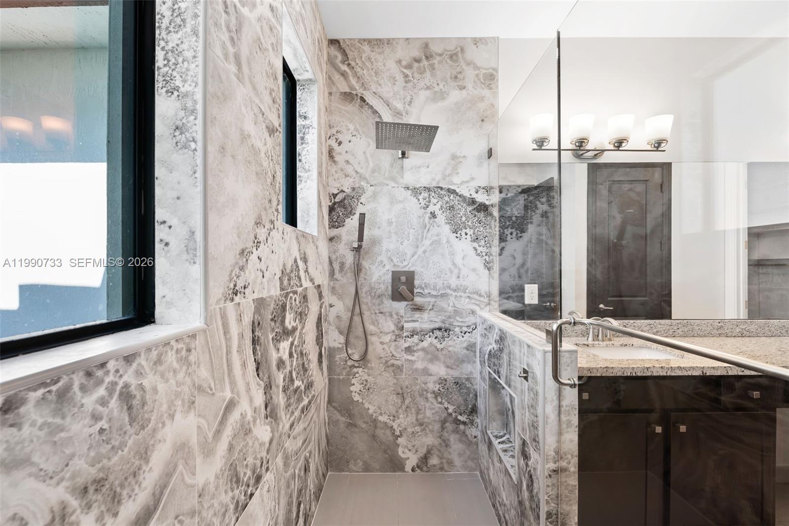 PEMBROKE LAKES SOUTH - Residential