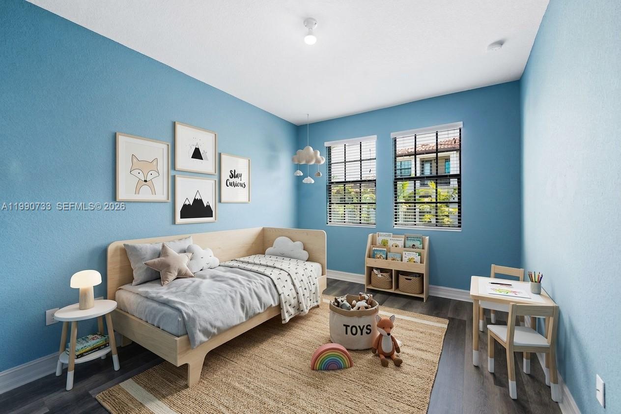 PEMBROKE LAKES SOUTH - Residential