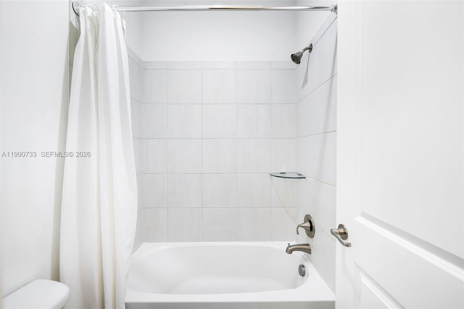 PEMBROKE LAKES SOUTH - Residential