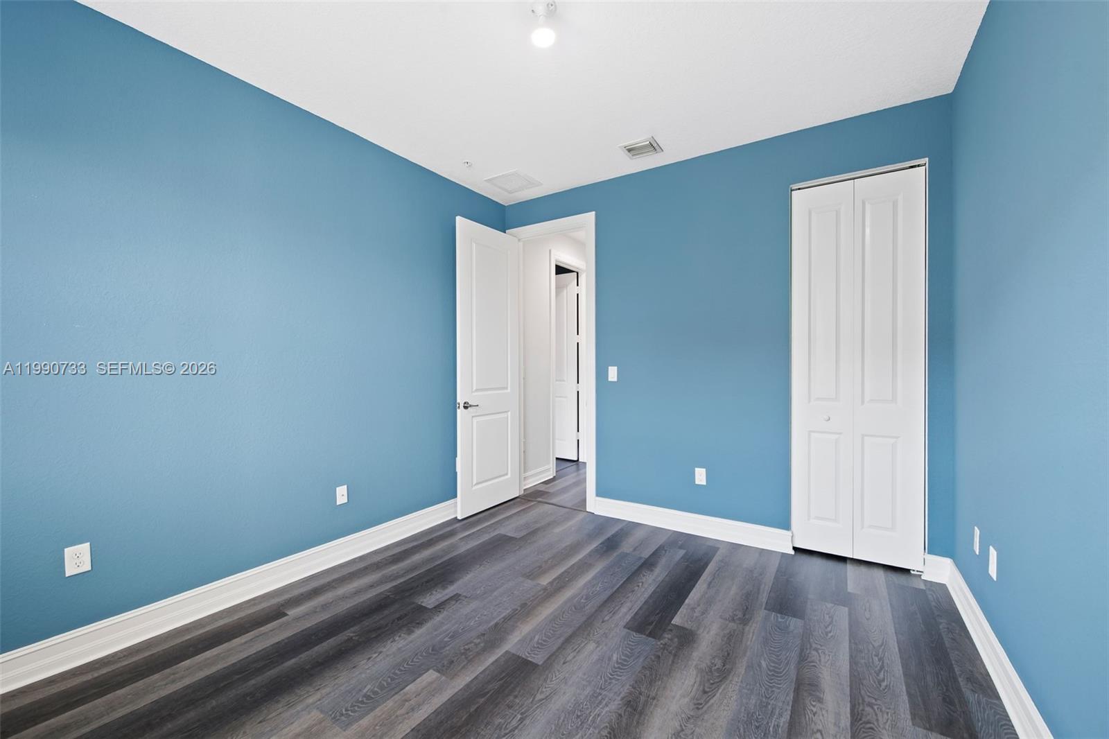 PEMBROKE LAKES SOUTH - Residential