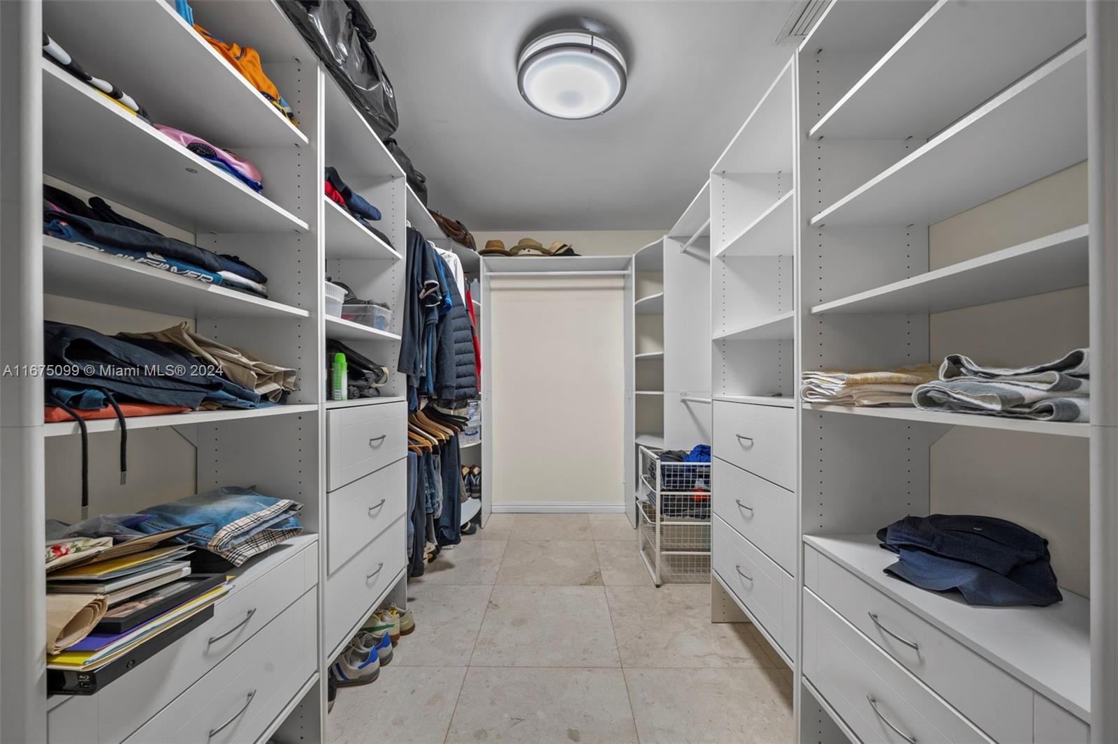 SUNSWEPT ISLE 1ST ADDN - Residential Lease