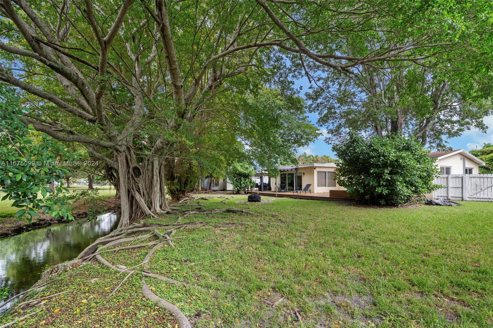 SUNSWEPT ISLE 1ST ADDN - Residential Lease