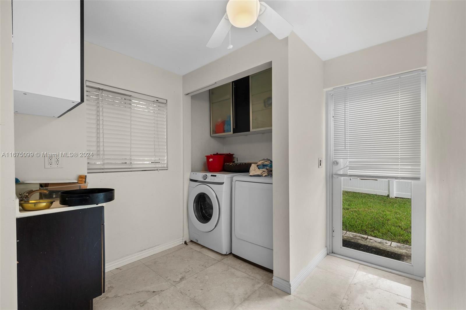 SUNSWEPT ISLE 1ST ADDN - Residential Lease