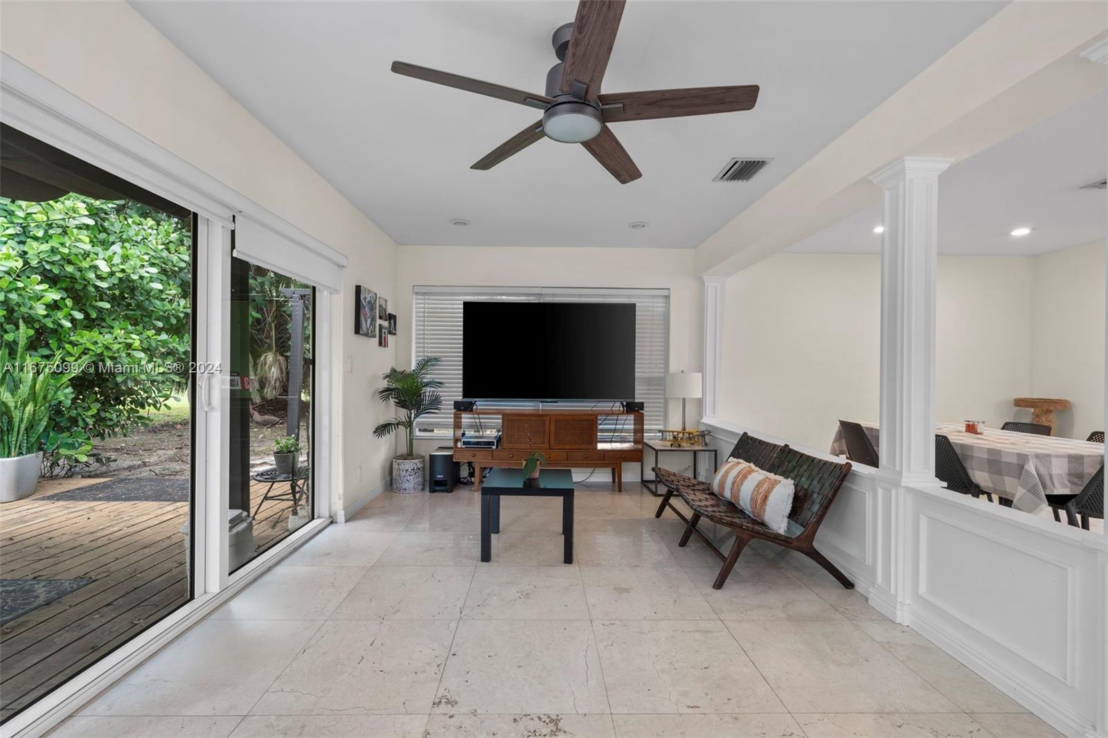 SUNSWEPT ISLE 1ST ADDN - Residential Lease