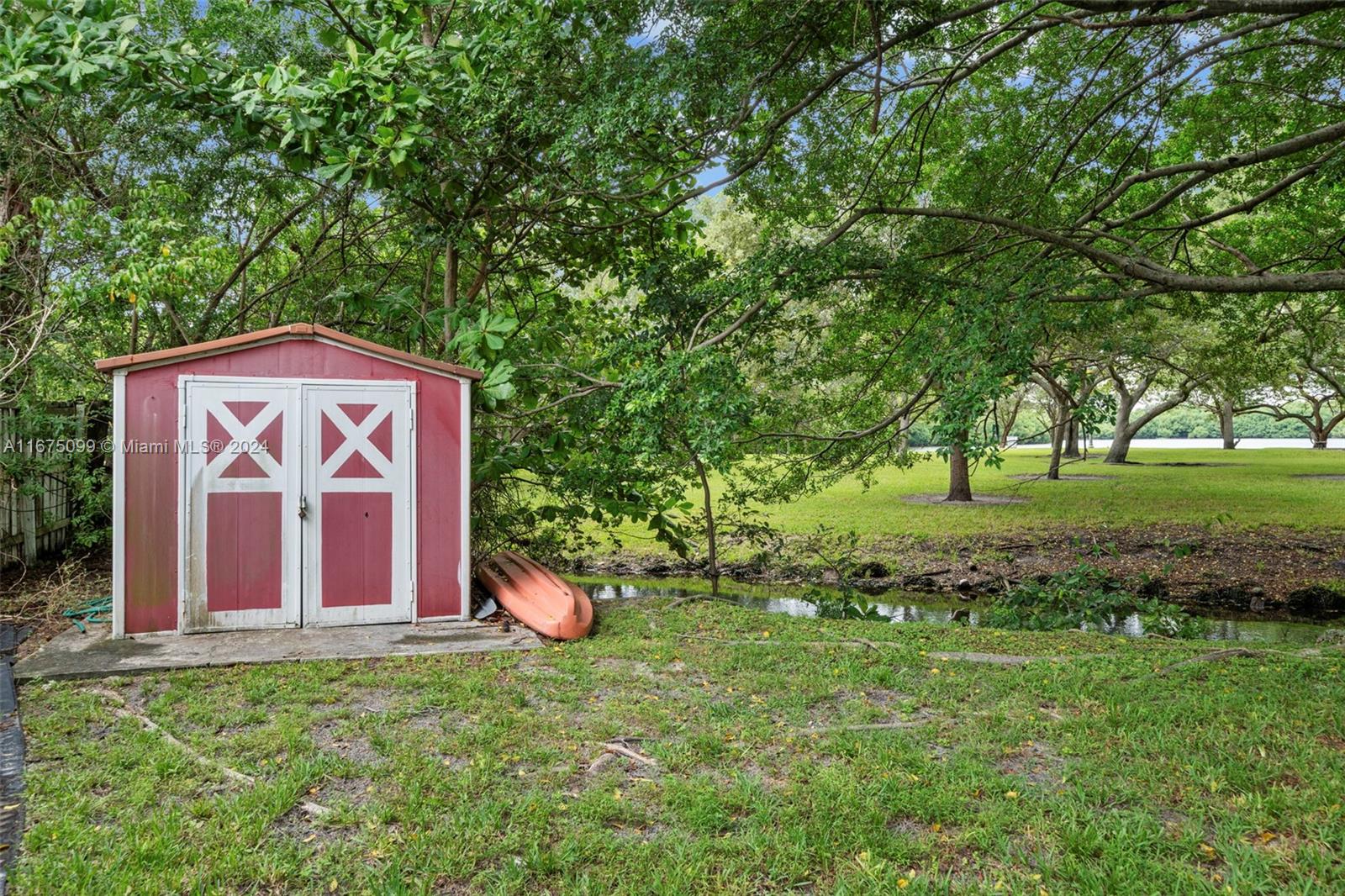 SUNSWEPT ISLE 1ST ADDN - Residential Lease