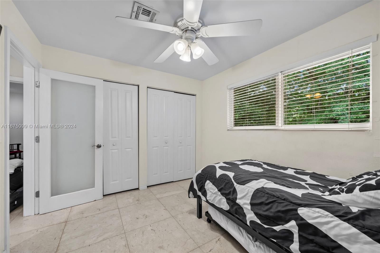 SUNSWEPT ISLE 1ST ADDN - Residential Lease