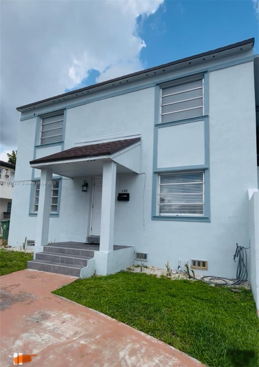 Rental Property at 100 Nw 43rd Pl 102, Miami, Broward County, Florida - Bedrooms: 3 
Bathrooms: 1  - $2,700 MO.