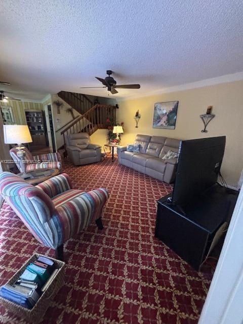 964 Springdale Cir, Palm Springs, FL, 33461/$349,900 2 964 Springdale Cir