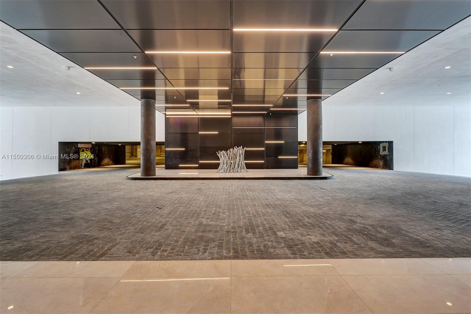 GRAN PARAISO CONDO - Residential