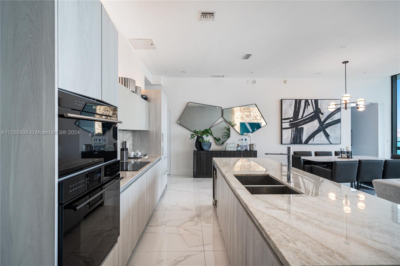 GRAN PARAISO CONDO - Residential