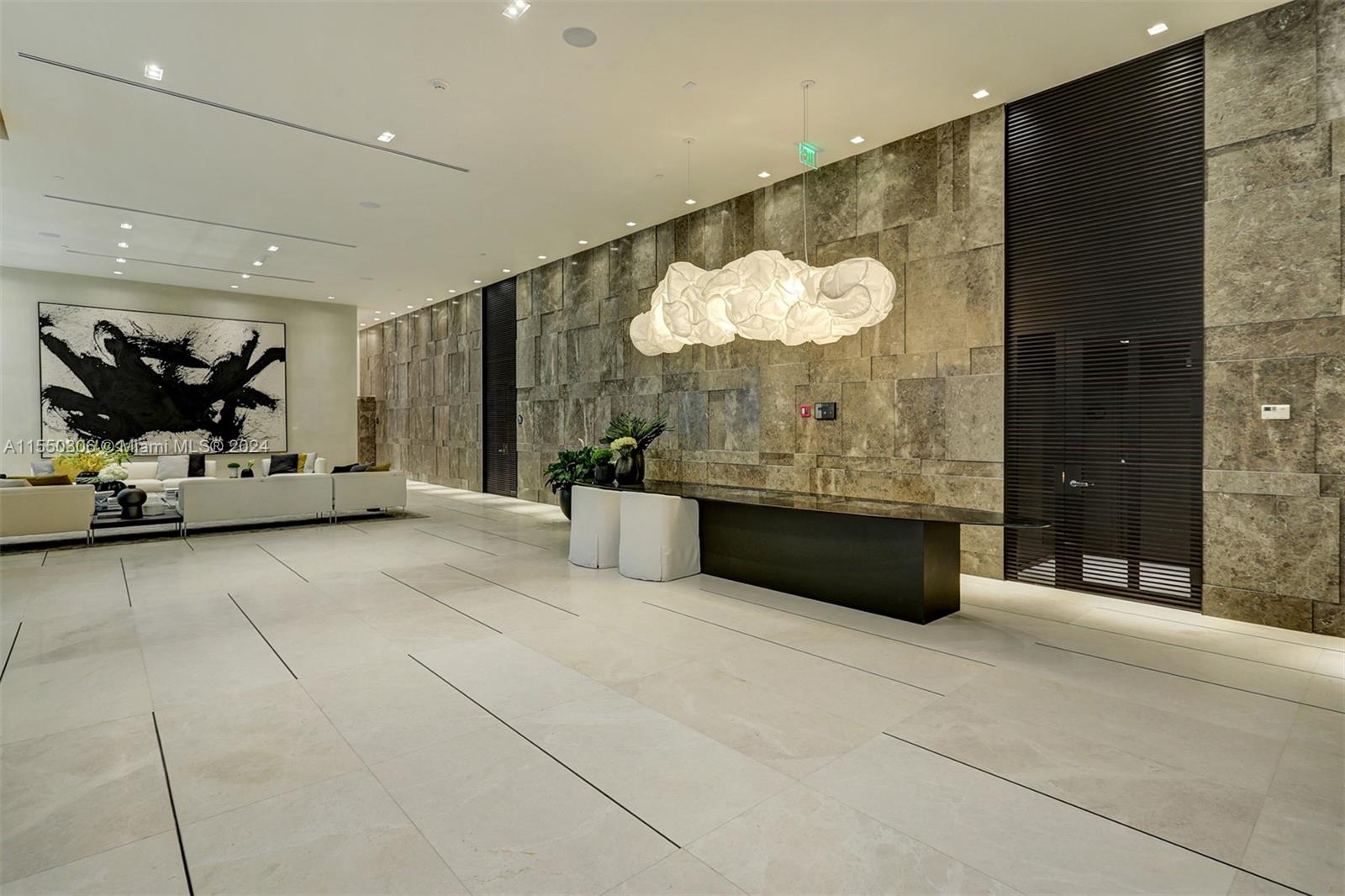 GRAN PARAISO CONDO - Residential