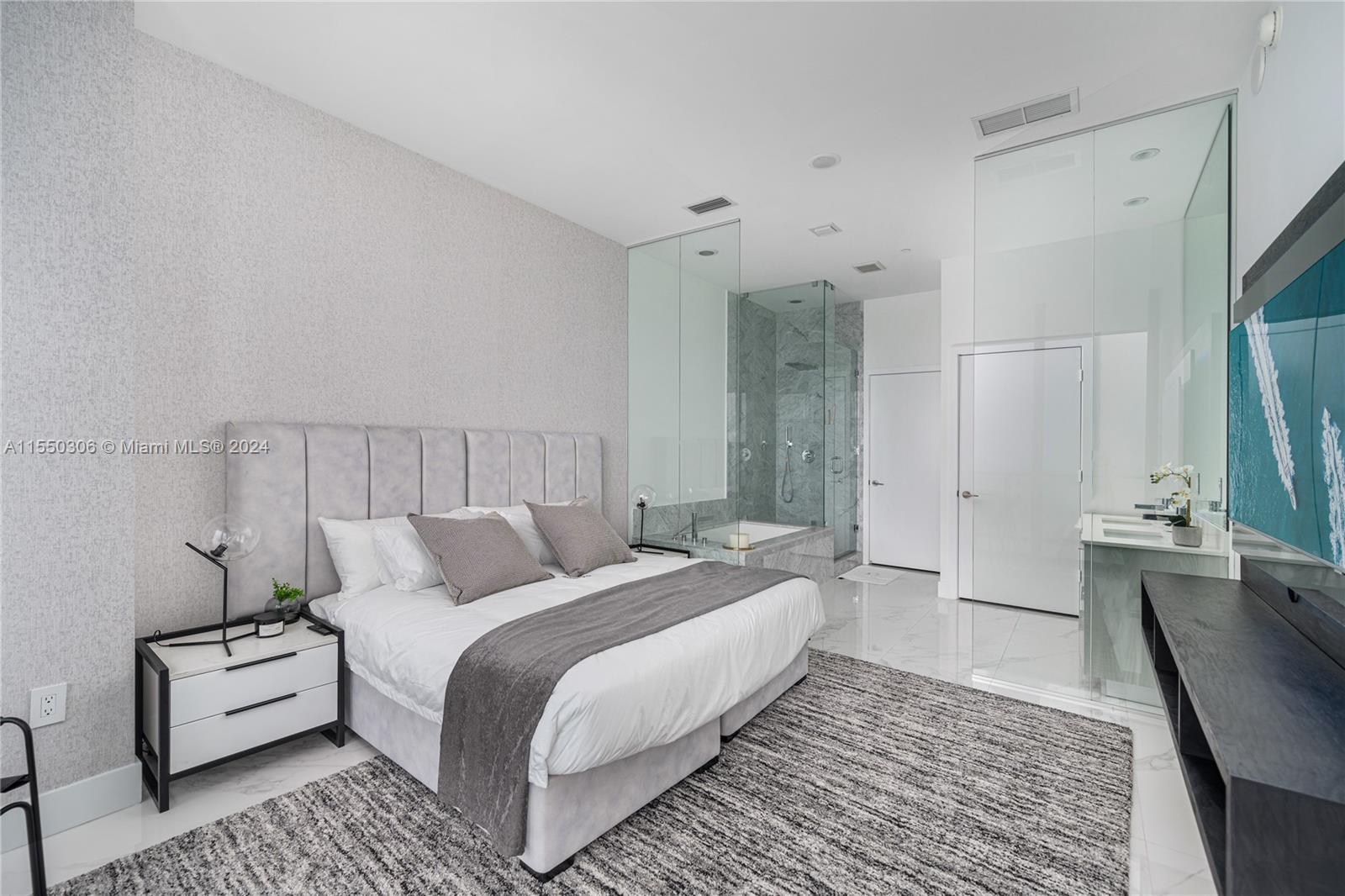 GRAN PARAISO CONDO - Residential