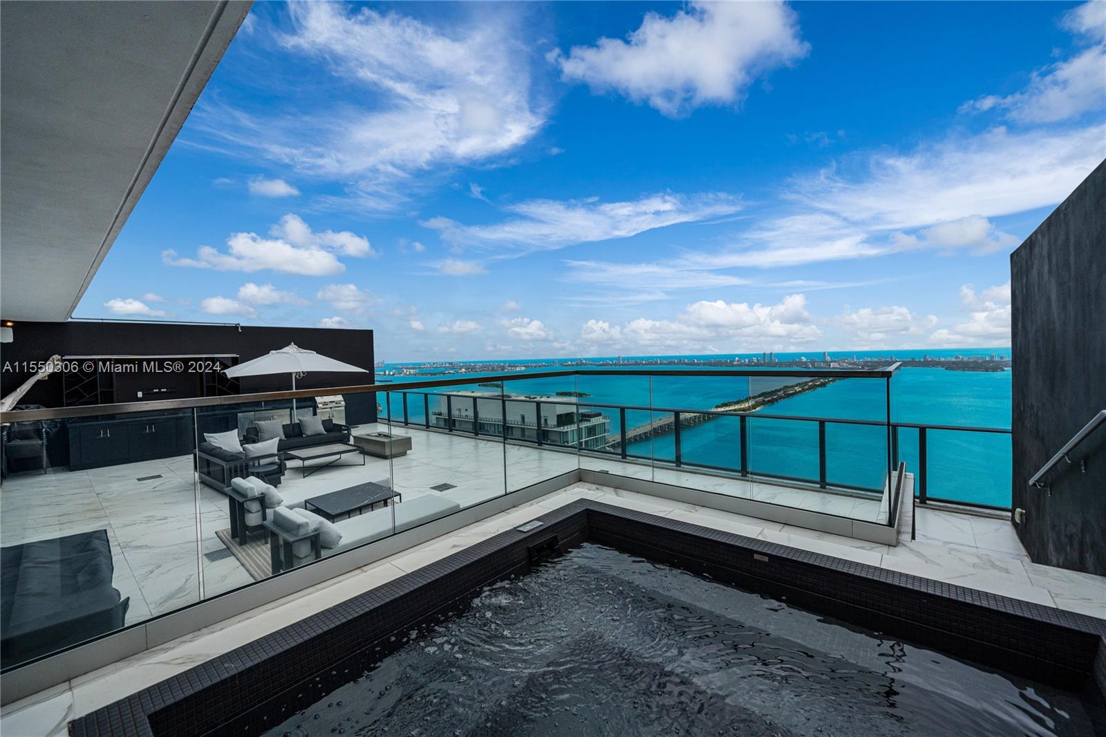 GRAN PARAISO CONDO - Residential