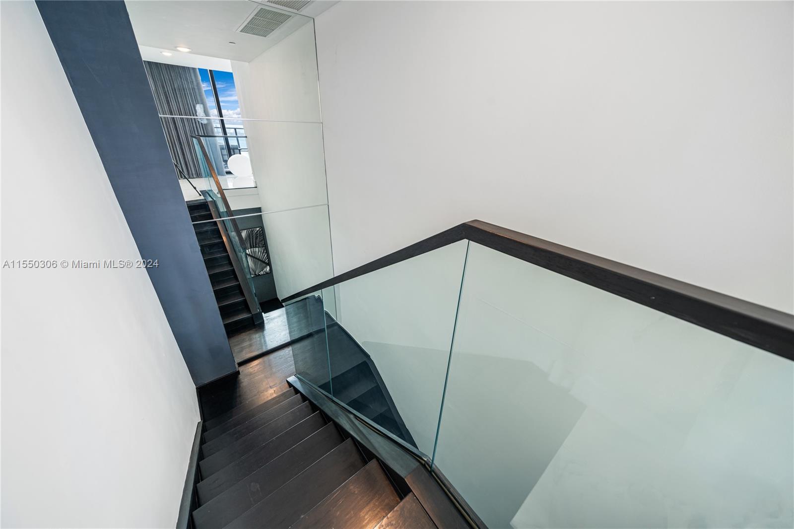 GRAN PARAISO CONDO - Residential