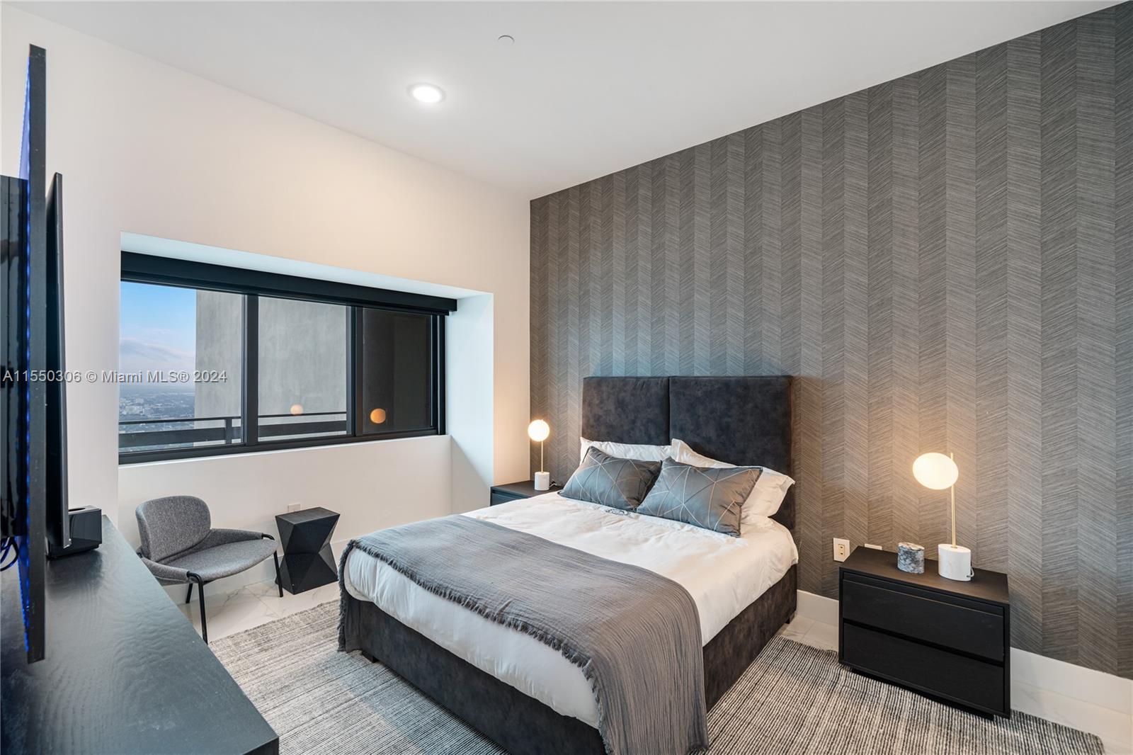 GRAN PARAISO CONDO - Residential