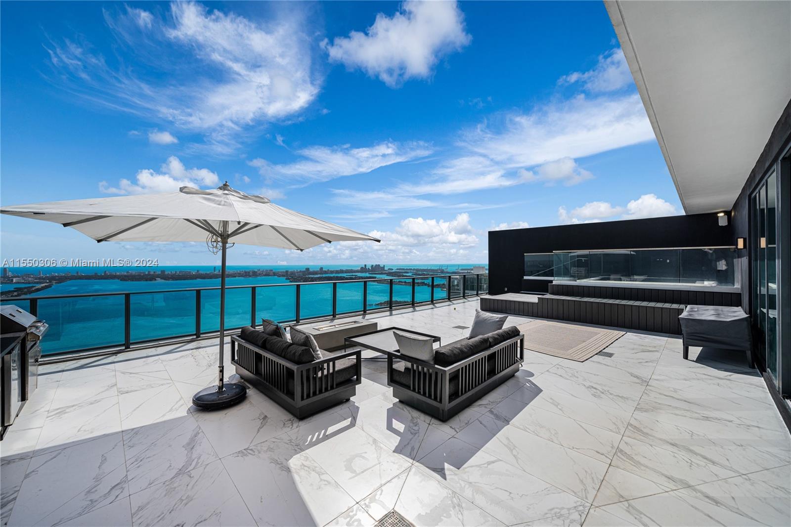 GRAN PARAISO CONDO - Residential