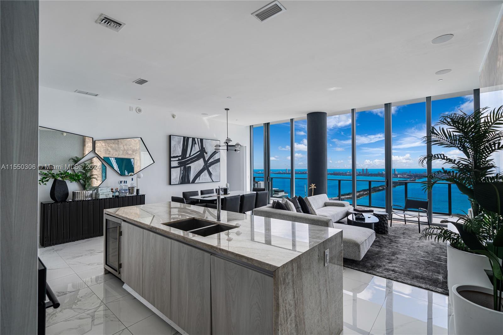 GRAN PARAISO CONDO - Residential