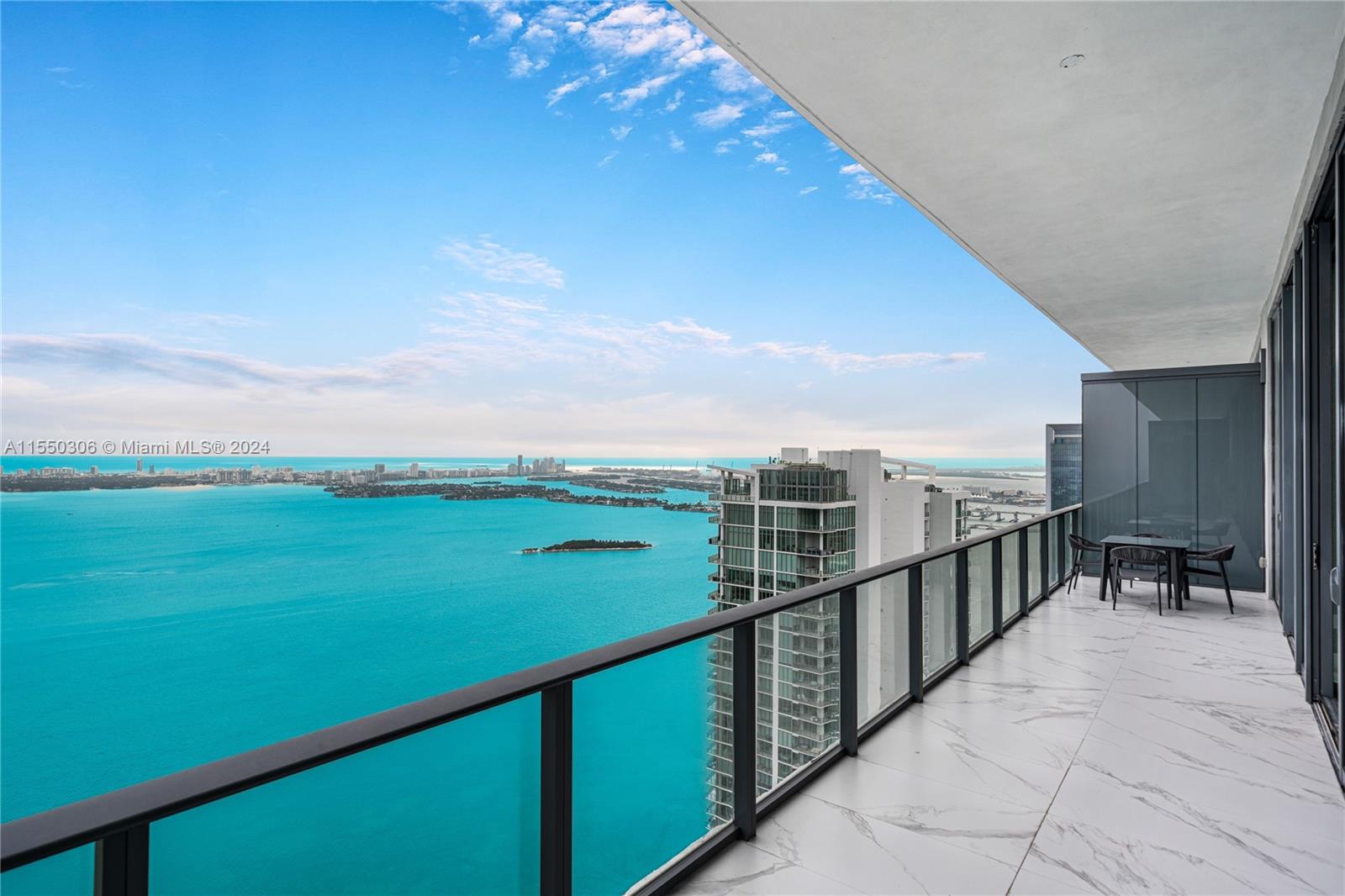 GRAN PARAISO CONDO - Residential