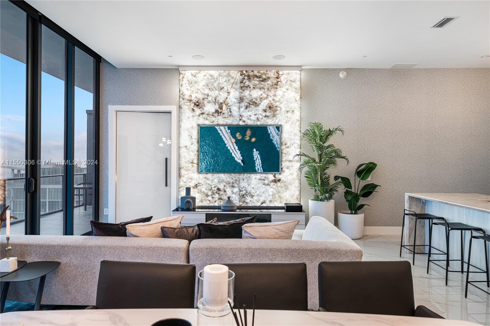 GRAN PARAISO CONDO - Residential