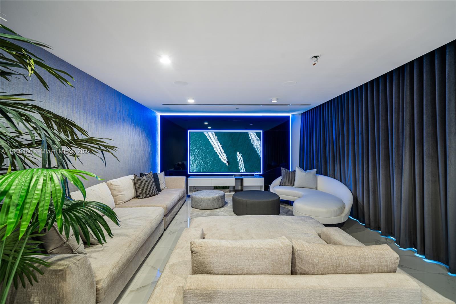 GRAN PARAISO CONDO - Residential