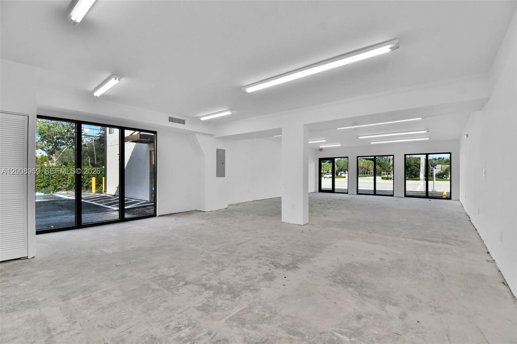 Photo of 2990 Griffin Rd #1, Dania Beach, FL 33312 (MLS # A12008959)