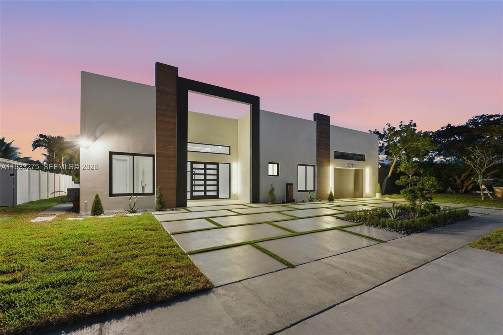 EASTWAY PARK - Residential