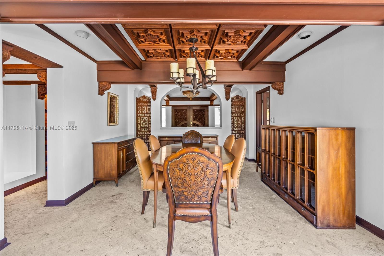 DIPLOMAT GOLF ESTATES - Residential