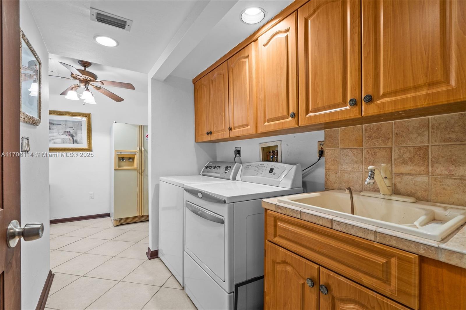 DIPLOMAT GOLF ESTATES - Residential