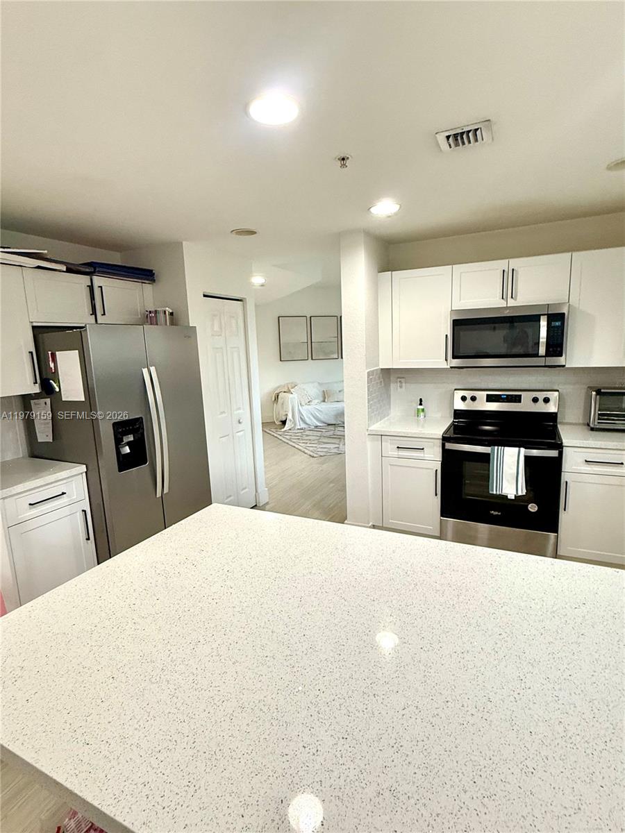 8999 NW 107th Ct 216-1