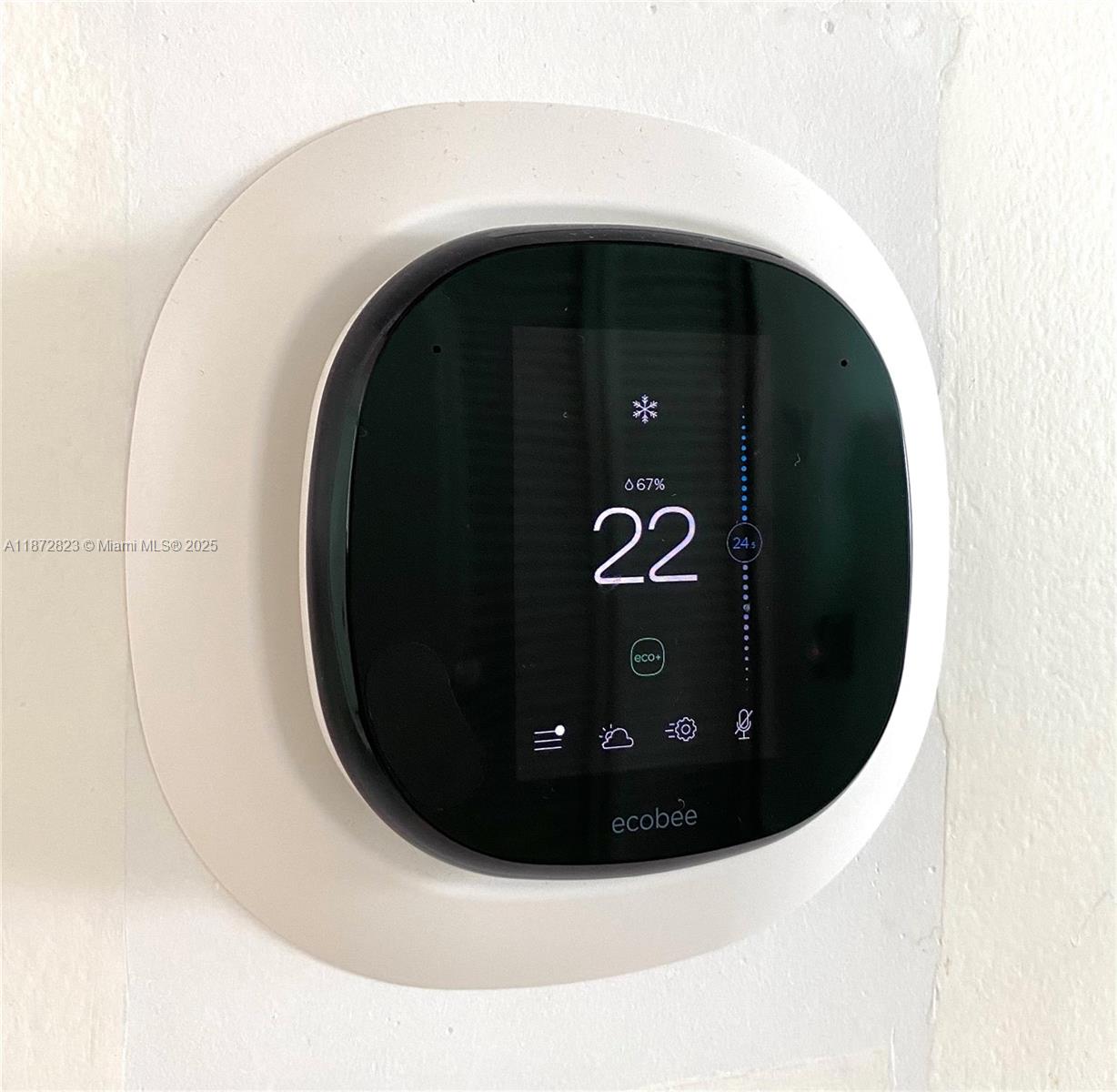 BURLEIGH HOUSE CONDO - Residential