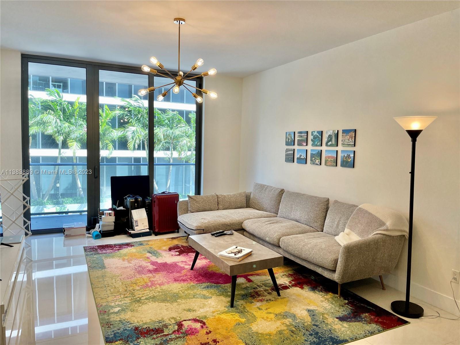 AVENTURA PARKSQUARE RESID - Residential Lease