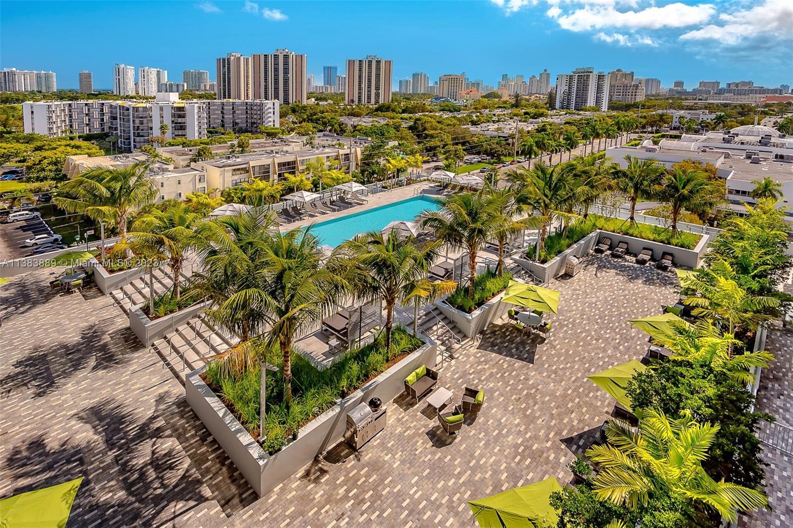 AVENTURA PARKSQUARE RESID - Residential Lease