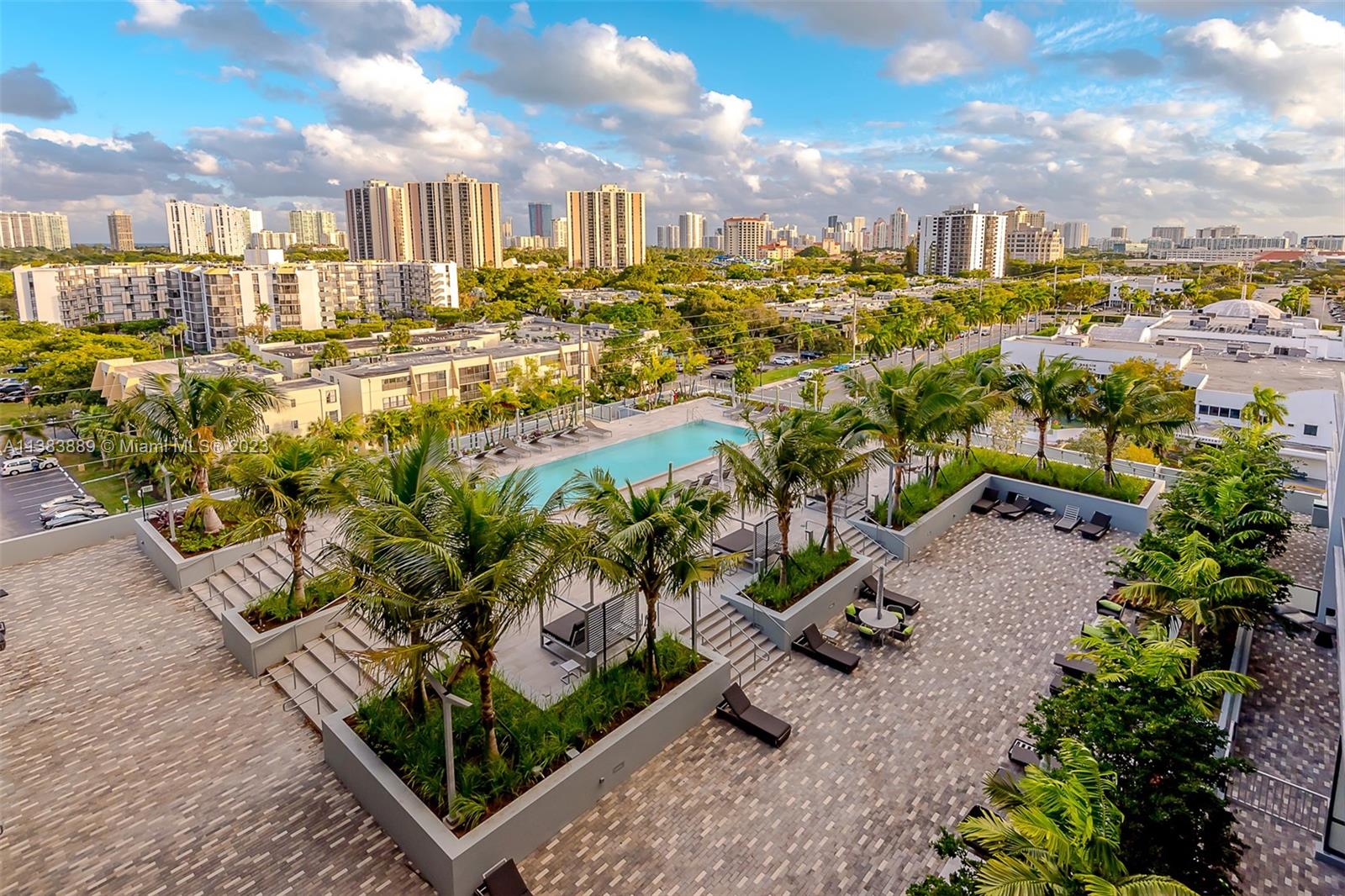 AVENTURA PARKSQUARE RESID - Residential Lease
