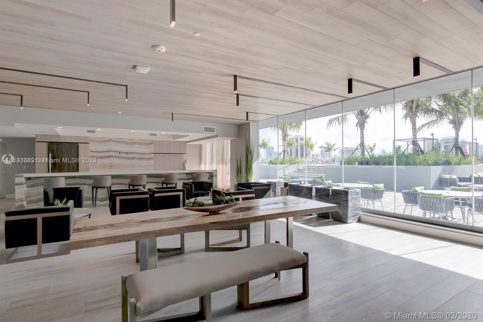 AVENTURA PARKSQUARE RESID - Residential Lease