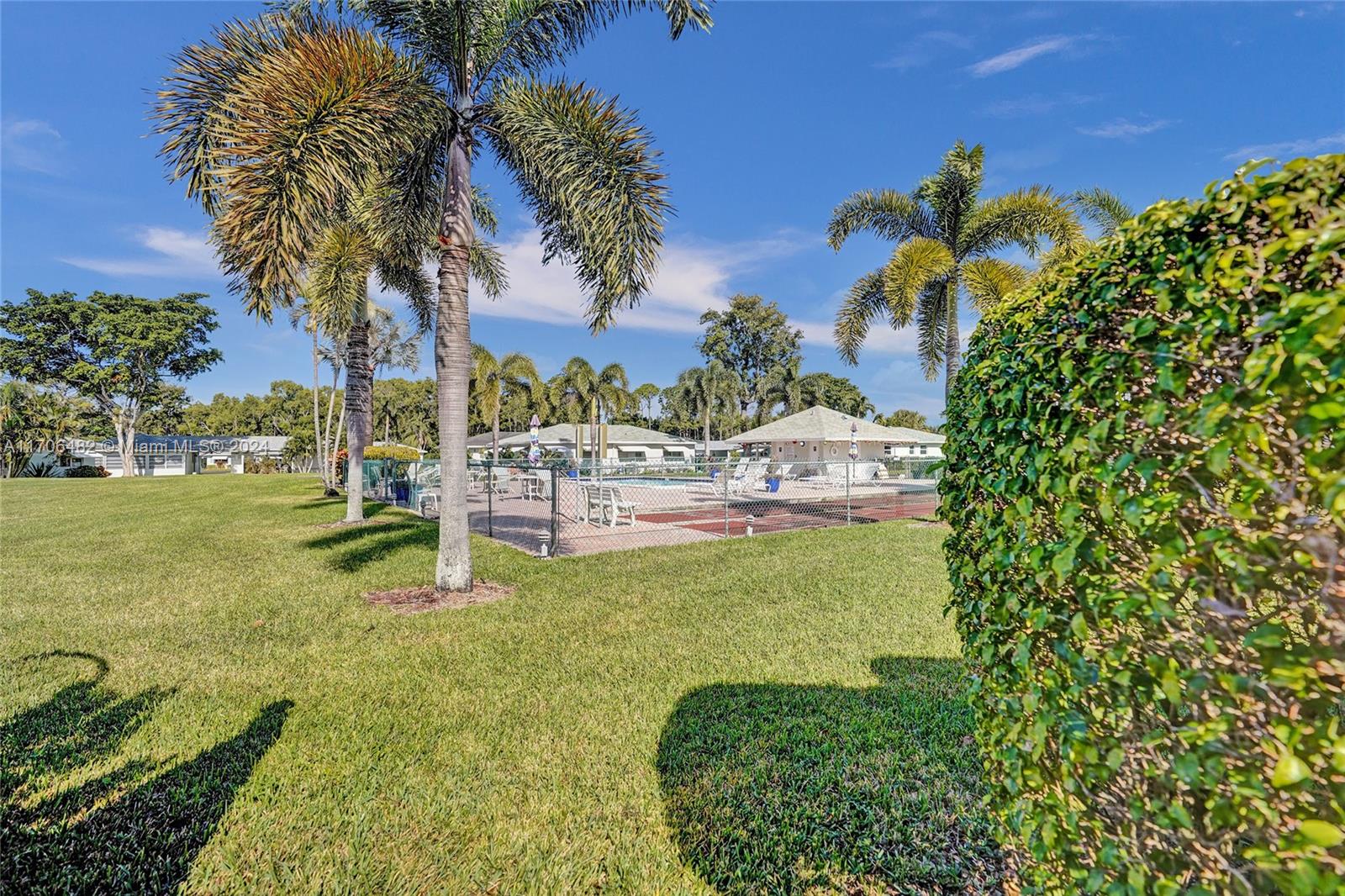 COUNTRY MANORS CONDO - Residential