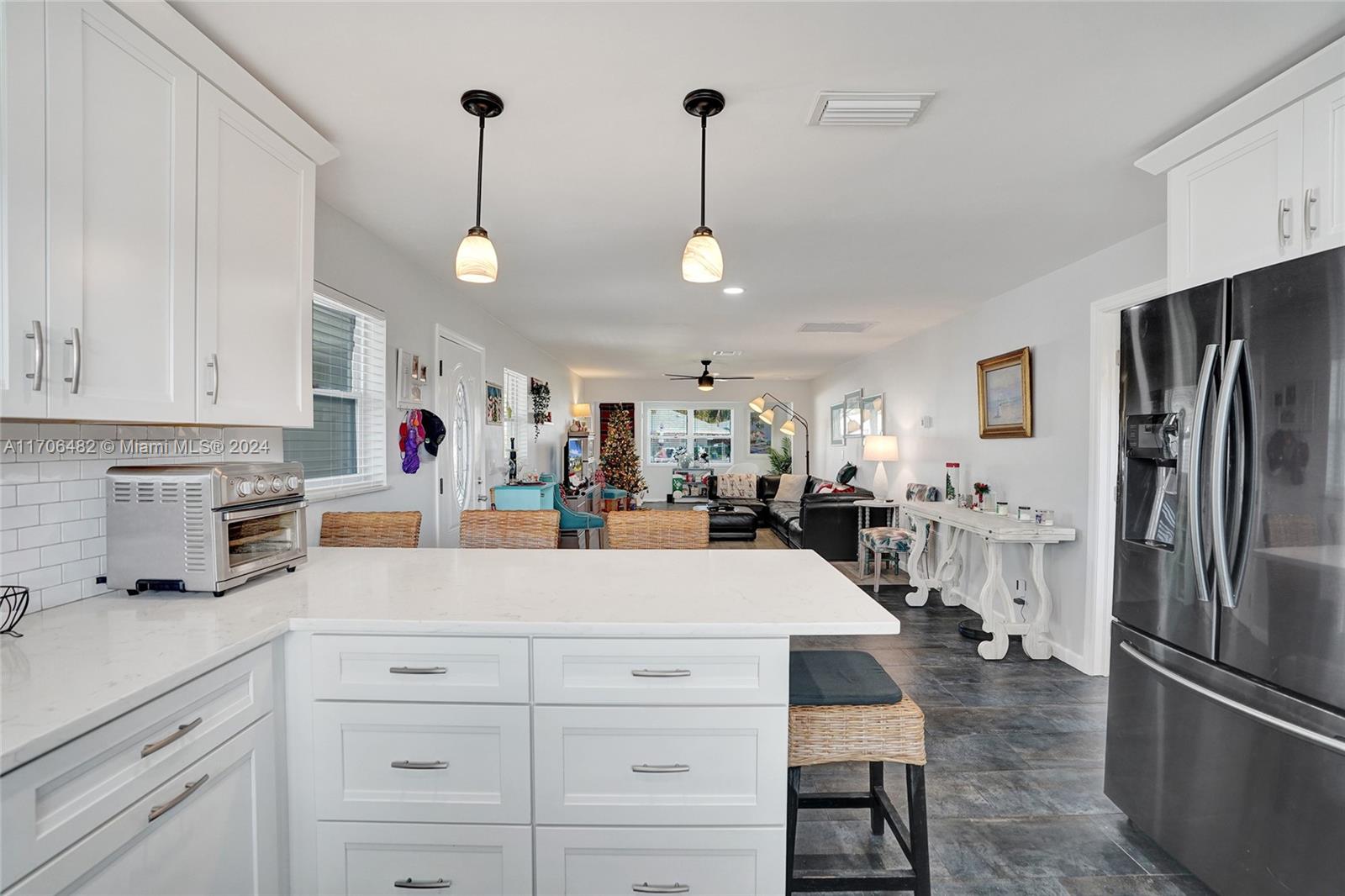 COUNTRY MANORS CONDO - Residential