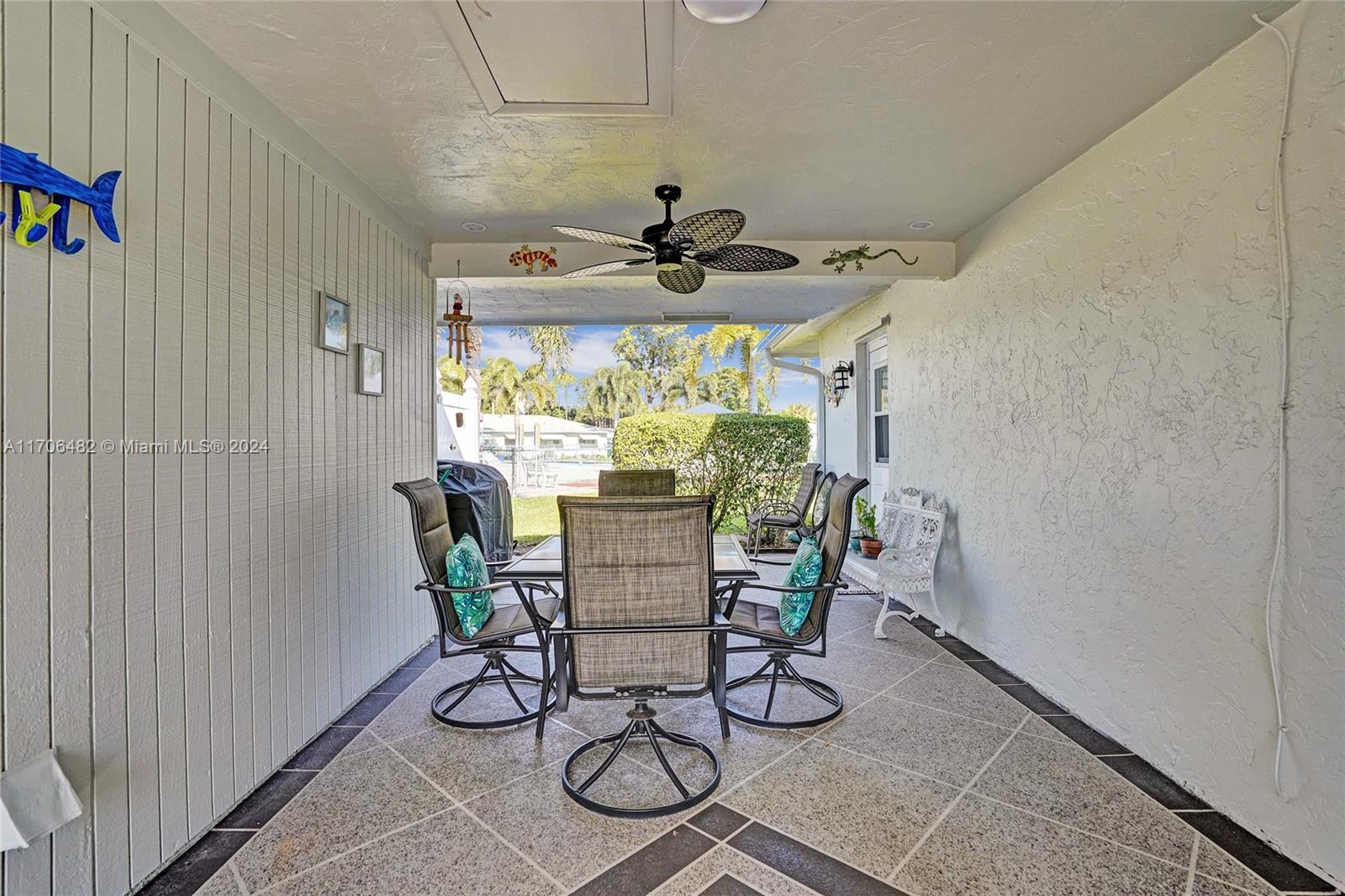 COUNTRY MANORS CONDO - Residential