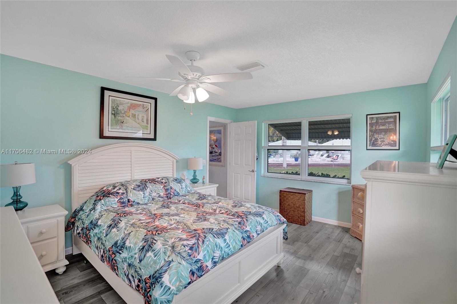 COUNTRY MANORS CONDO - Residential