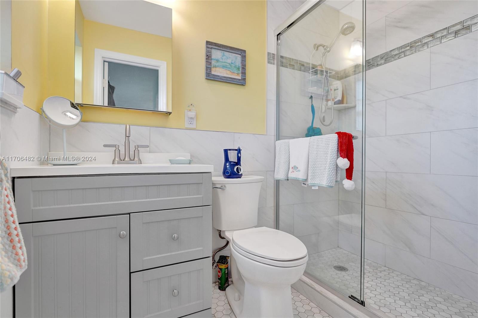 COUNTRY MANORS CONDO - Residential