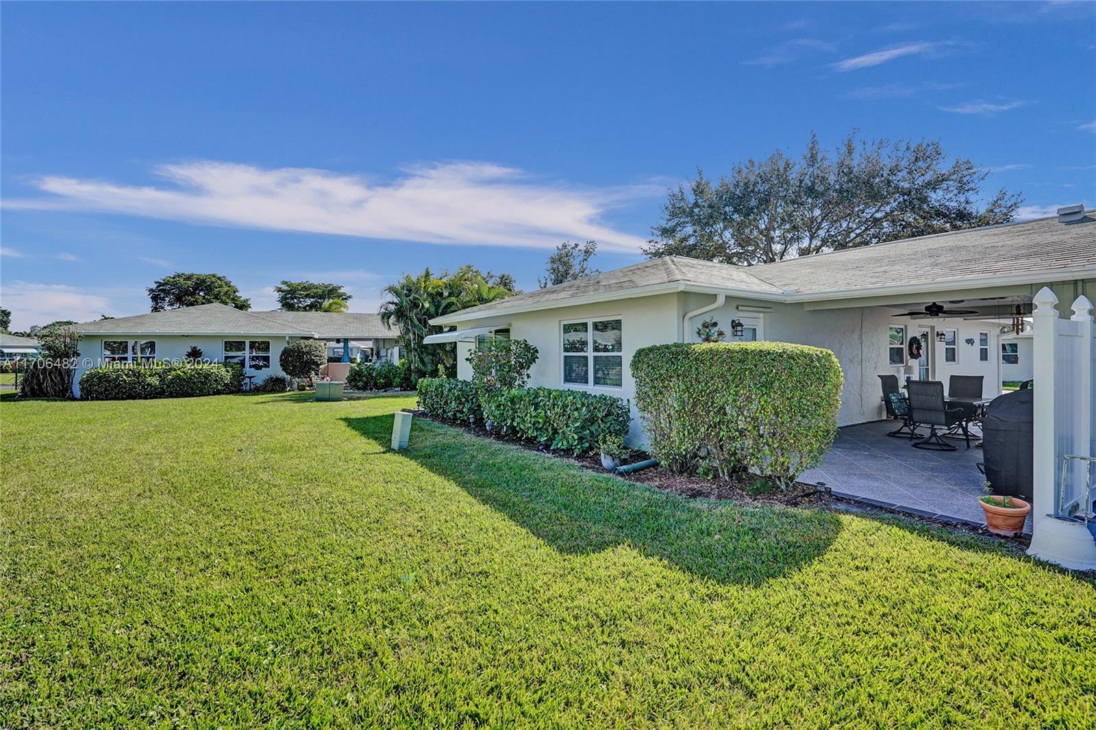 COUNTRY MANORS CONDO - Residential