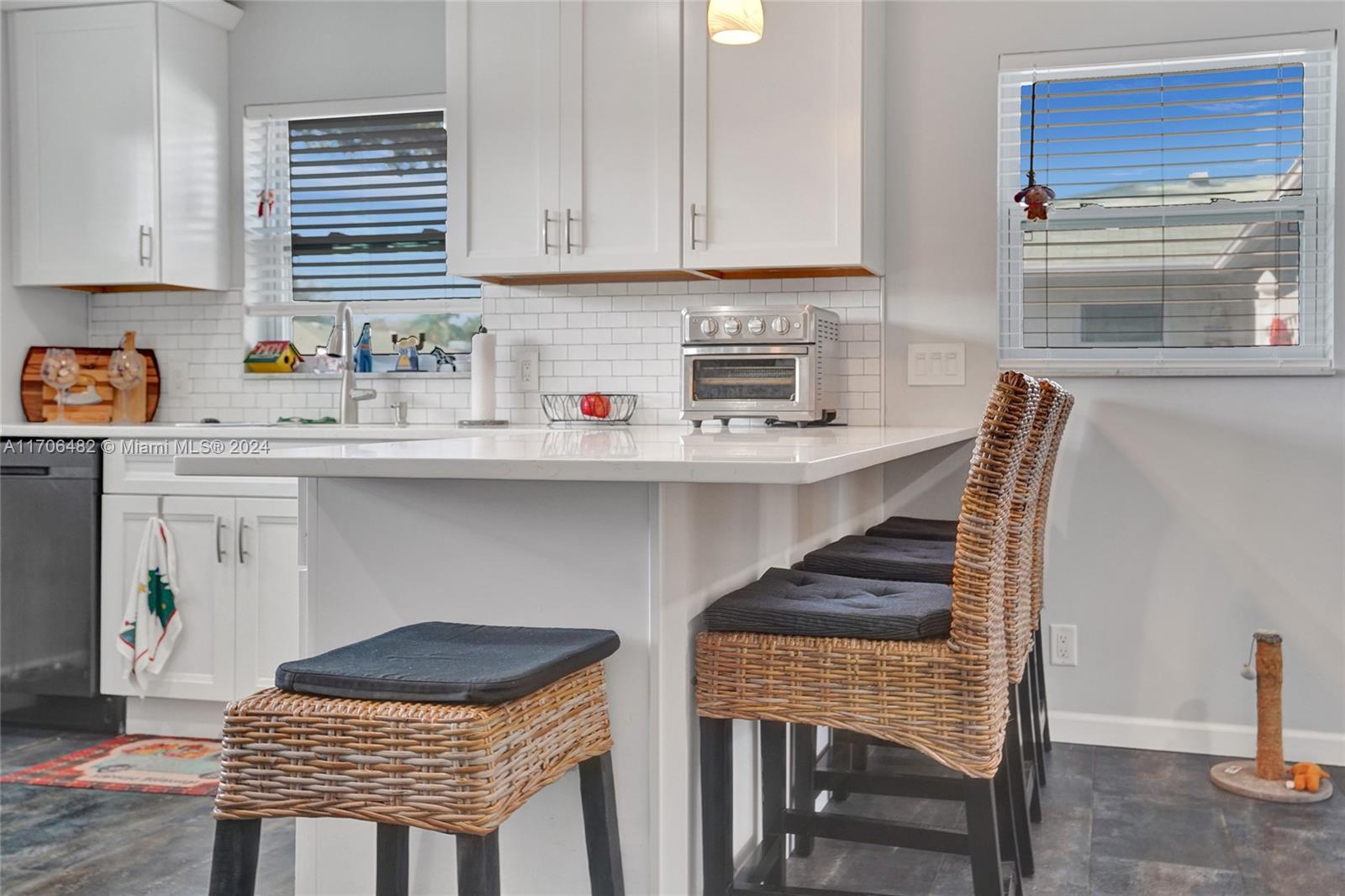 COUNTRY MANORS CONDO - Residential