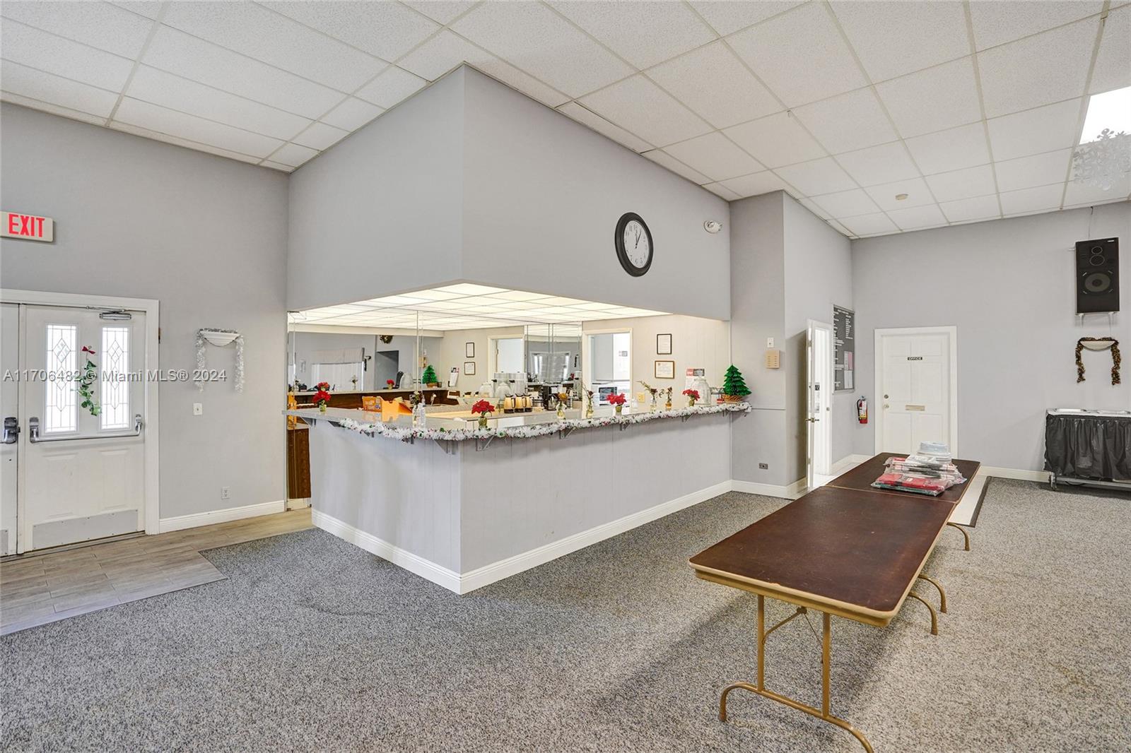 COUNTRY MANORS CONDO - Residential