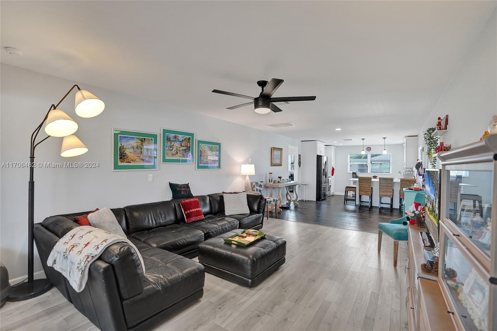 COUNTRY MANORS CONDO - Residential